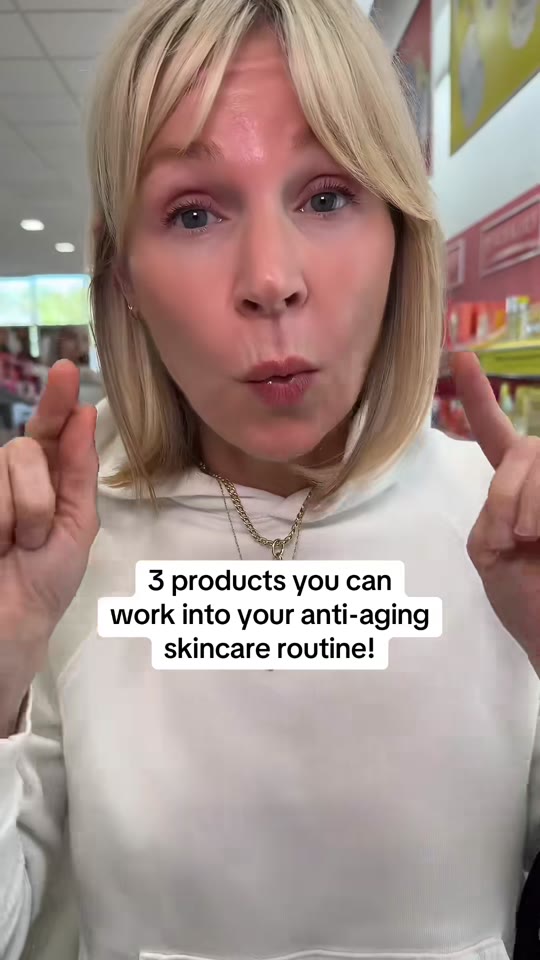 Can retinoids and vitamin C actually 'reverse' your skin age?